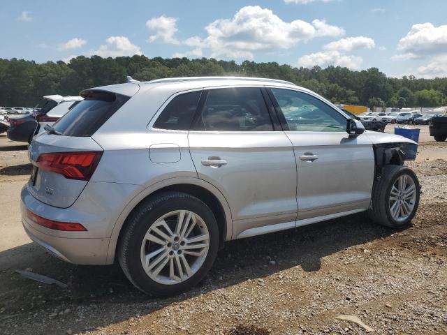 WA1BNAFY5J2103394 - 2018 AUDI Q5 PREMIUM PLUS SILVER photo 3