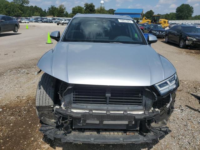 WA1BNAFY5J2103394 - 2018 AUDI Q5 PREMIUM PLUS SILVER photo 5
