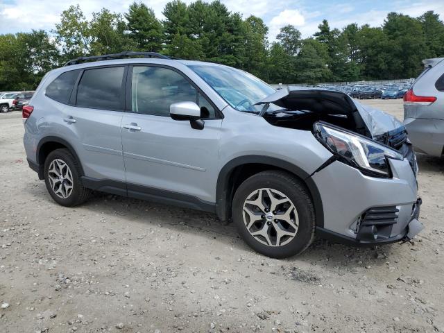 JF2SKADC6RH433500 - 2024 SUBARU FORESTER PREMIUM ვერცხლისფერი ფოტო 4