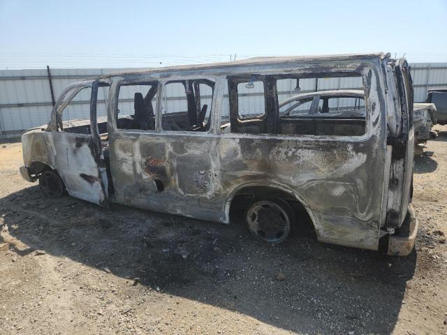 1GAZGMFP1J1201702 - 2018 CHEVROLET EXPRESS G3 LT BURN photo 2