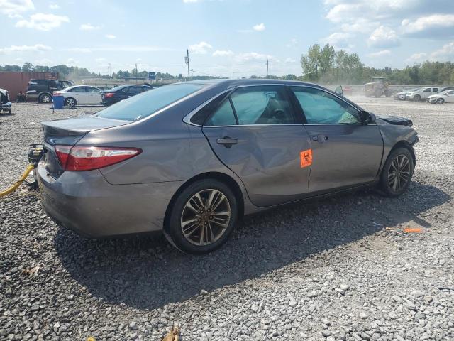 4T1BF1FK3FU110401 - 2015 TOYOTA CAMRY LE 灰色 照片 3