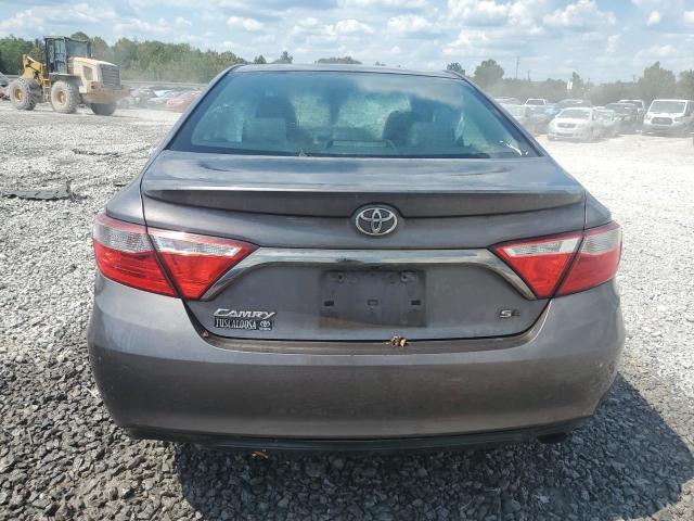 4T1BF1FK3FU110401 - 2015 TOYOTA CAMRY LE 灰色 照片 6