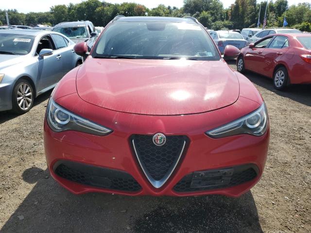 ZASFAKPN8J7B87069 - 2018 ALFA ROMEO STELVIO SPORT Красный фото 5