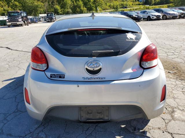 KMHTC6AD9GU269041 - 2016 HYUNDAI VELOSTER SILVER photo 6