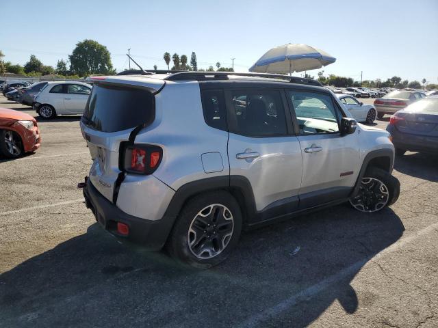 ZACCJBCB2HPG30224 - 2017 JEEP RENEGADE TRAILHAWK SILVER photo 3