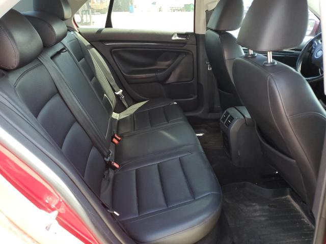 3VWAL7AJ1AM108358 - 2010 VOLKSWAGEN JETTA TDI RED photo 10