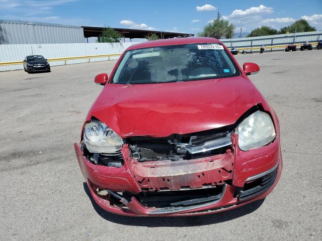 3VWAL7AJ1AM108358 - 2010 VOLKSWAGEN JETTA TDI RED photo 5