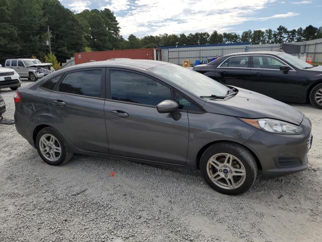 3FADP4BJ4KM131707 - 2019 FORD FIESTA SE GRAY photo 4