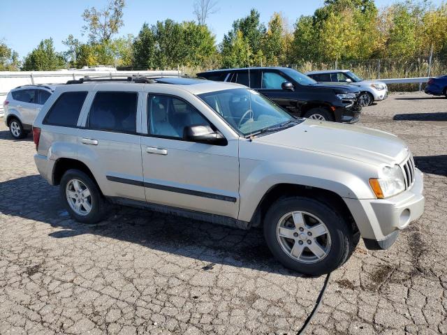 1J8GR48K27C582539 - 2007 JEEP CHEROKEE LAREDO TAN photo 4