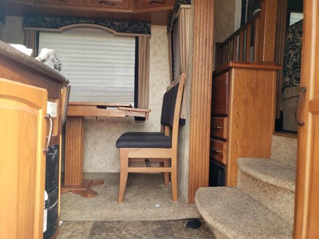 4YDF37527C4700290 - 2012 KEYSTONE MONTANA 白色 照片 5