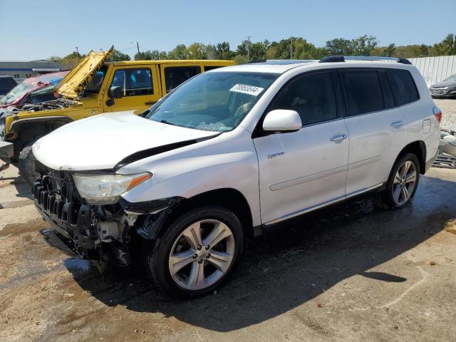 2013 TOYOTA HIGHLANDER LIMITED, 