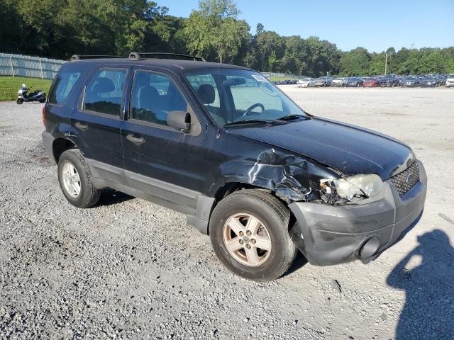 1FMYU02Z65KD52672 - 2005 FORD ESCAPE XLS BLACK photo 4