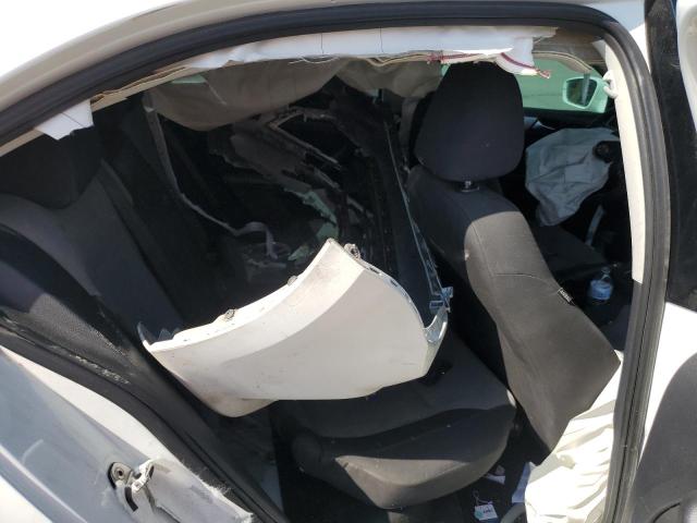 3VW2B7AJ4JM237606 - 2018 VOLKSWAGEN JETTA S أبيض صورة 10