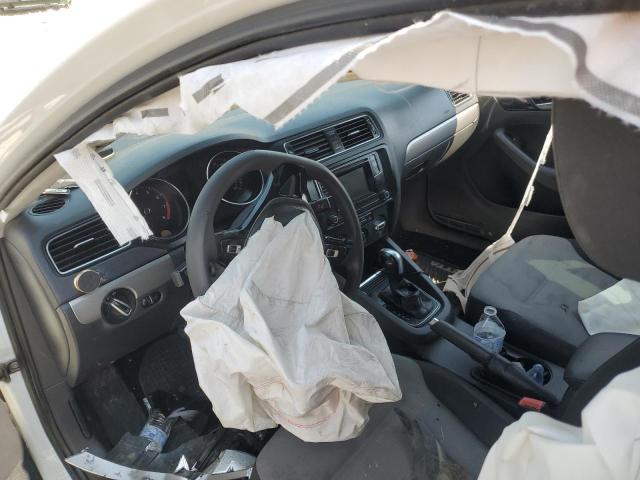 3VW2B7AJ4JM237606 - 2018 VOLKSWAGEN JETTA S أبيض صورة 9