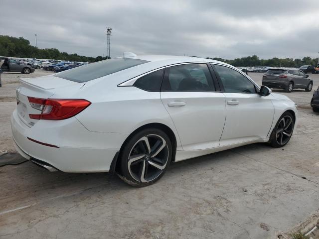 1HGCV2F36JA028345 - 2018 HONDA ACCORD SPORT 白色 照片 3