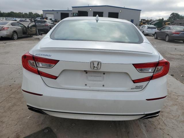 1HGCV2F36JA028345 - 2018 HONDA ACCORD SPORT 白色 照片 6