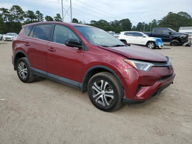 2T3ZFREV2JW425912 - 2018 TOYOTA RAV4 LE أحمر صورة 4