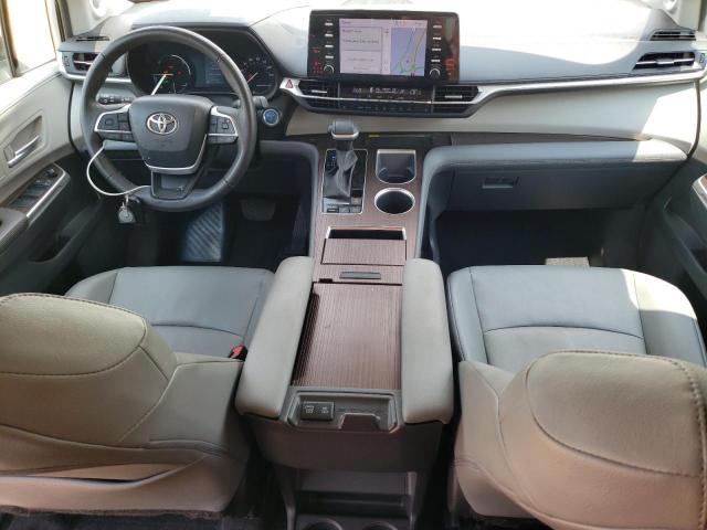 5TDJRKEC1PS163787 - 2023 TOYOTA SIENNA XLE SILVER photo 8