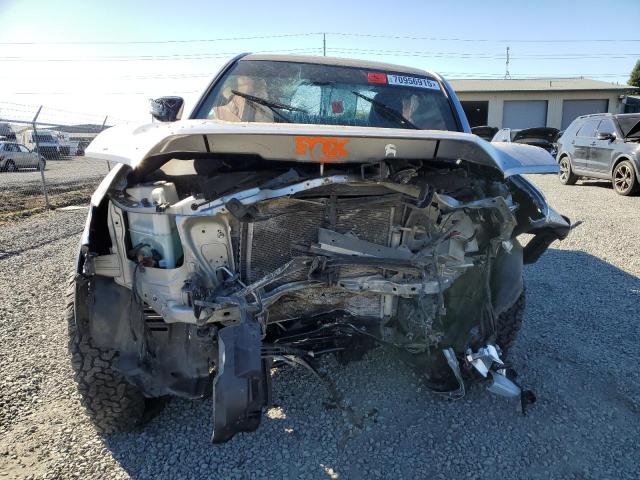 5TFCZ5AN2KX179212 - 2019 TOYOTA TACOMA DOUBLE CAB Plata foto 5