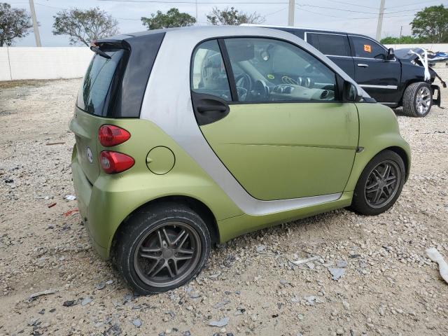 WMEEJ3BA4BK430052 - 2011 SMART FORTWO PURE GREEN photo 3