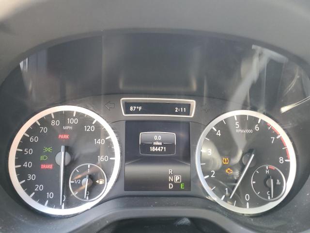 SJKCH5CR3JA042166 - 2018 INFINITI QX30 BASE WHITE photo 9