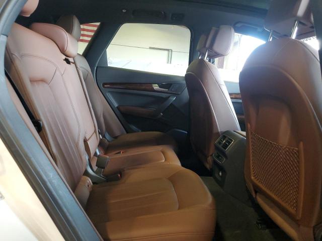 WA1BNAFY3J2102552 - 2018 AUDI Q5 PREMIUM PLUS WHITE photo 11