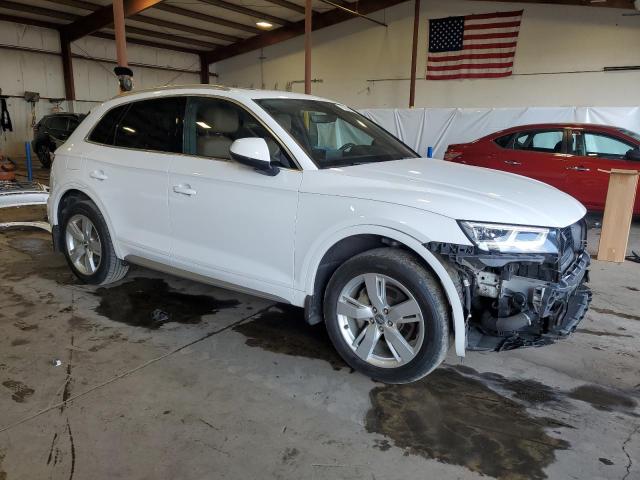 WA1BNAFY3J2102552 - 2018 AUDI Q5 PREMIUM PLUS WHITE photo 4