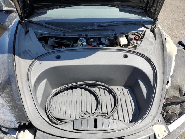 5YJ3E1EA1PF431500 - 2023 TESLA MODEL 3 Schwarz Foto 11