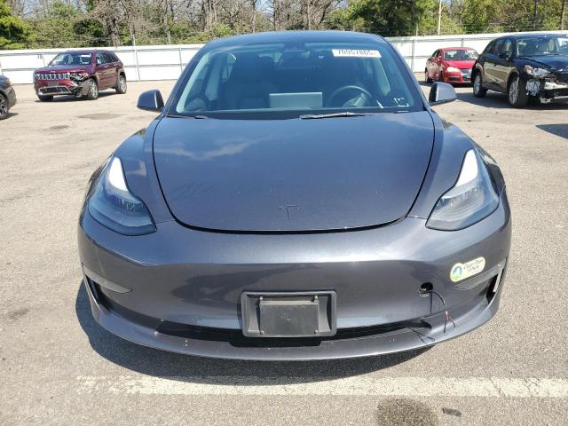 5YJ3E1EC8NF170915 - 2022 TESLA MODEL 3 Сұр фото 5