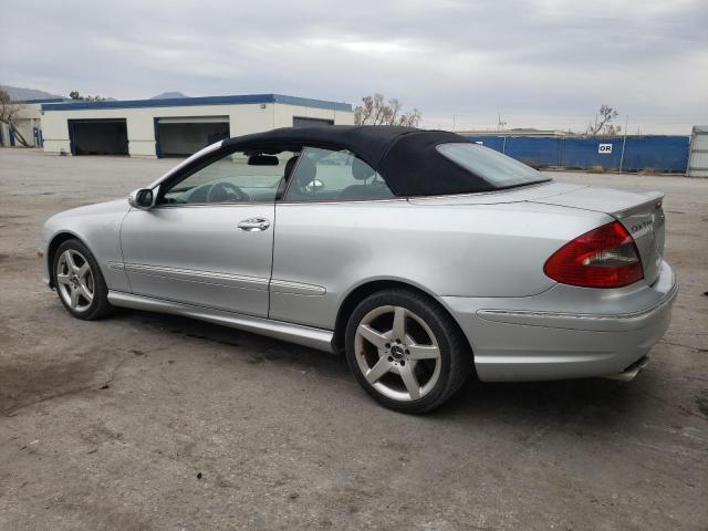 WDBTK72F47T079133 - 2007 MERCEDES-BENZ CLK 550 SILVER photo 2