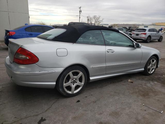 WDBTK72F47T079133 - 2007 MERCEDES-BENZ CLK 550 SILVER photo 3