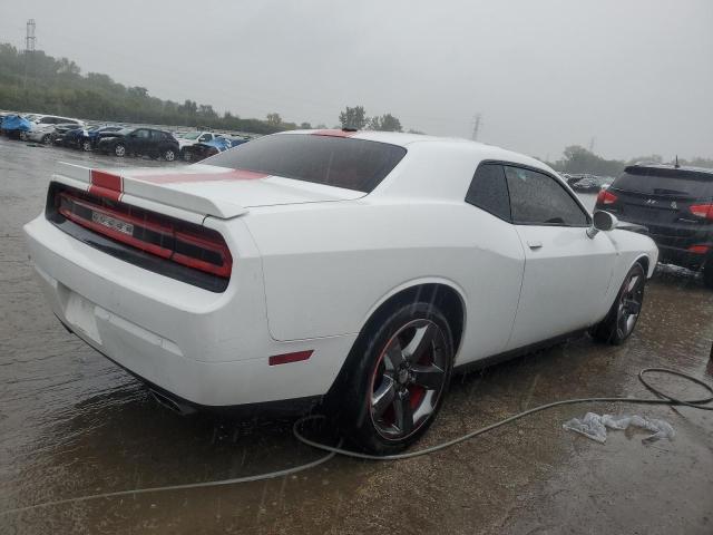 2C3CDYAG9EH239100 - 2014 DODGE CHALLENGER SXT WHITE photo 3