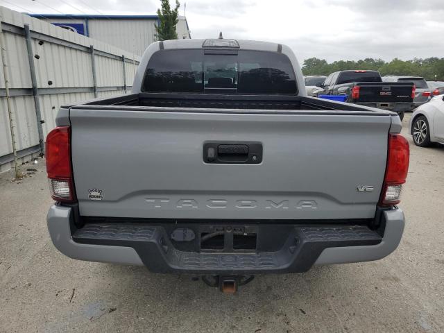 3TMCZ5AN5JM177040 - 2018 TOYOTA TACOMA DOUBLE CAB GRAY photo 6