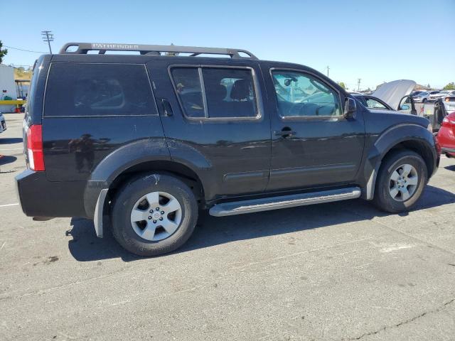 5N1AR18W85C765595 - 2005 NISSAN PATHFINDER LE BLACK photo 3