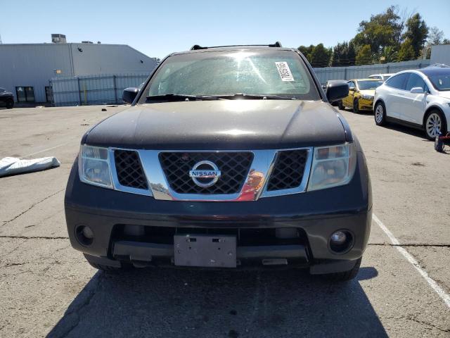 5N1AR18W85C765595 - 2005 NISSAN PATHFINDER LE BLACK photo 5