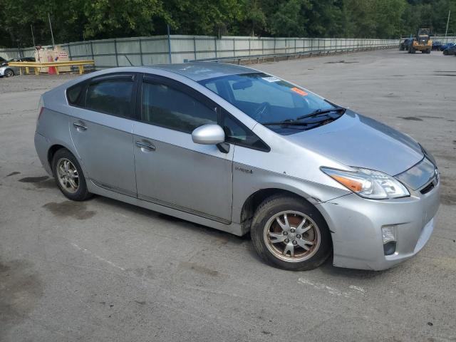 JTDKN3DU2B5328275 - 2011 TOYOTA PRIUS SILVER photo 4