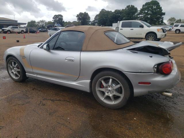 JM1NB353X20229034 - 2002 MAZDA MX-5 MIATA BASE SILVER photo 2