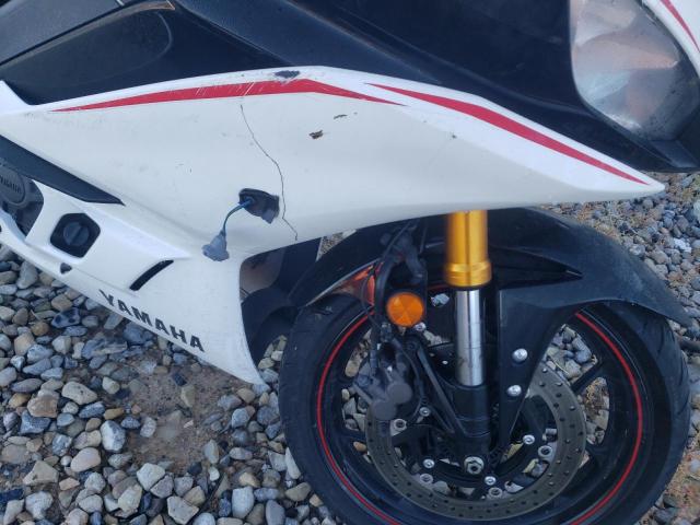 MH3RH18Y0KK002064 - 2019 YAMAHA YZFR3 A WHITE photo 9