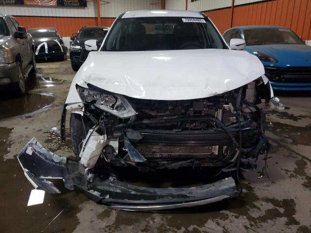 5N1AT2MV5JC716482 - 2018 NISSAN ROGUE S WHITE photo 5