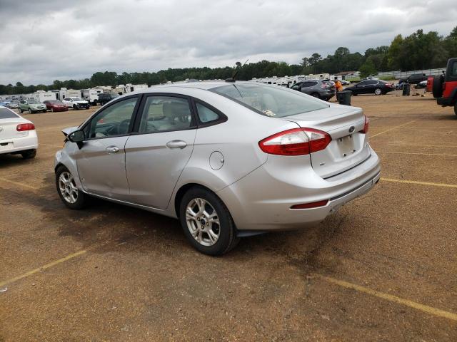 3FADP4BJ7FM123462 - 2015 FORD FIESTA SE SILVER photo 2