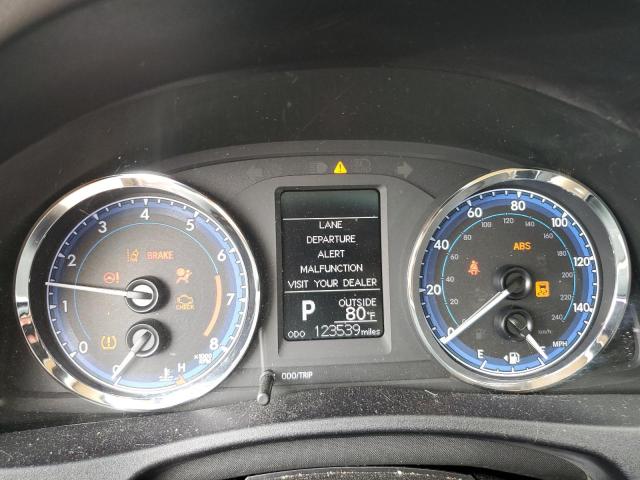 2T1BURHE9JC119920 - 2018 TOYOTA COROLLA L BROWN photo 9