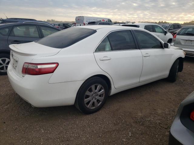 4T1BE46KX7U647420 - 2007 TOYOTA CAMRY CE WHITE photo 3