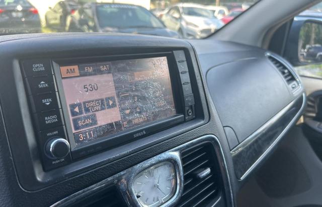 2C4RC1CG2CR413478 - 2012 CHRYSLER TOWN & COU TOURING L BLUE photo 11