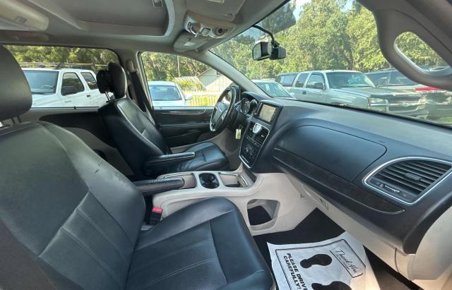 2C4RC1CG2CR413478 - 2012 CHRYSLER TOWN & COU TOURING L BLUE photo 5