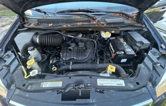 2C4RC1CG2CR413478 - 2012 CHRYSLER TOWN & COU TOURING L BLUE photo 7