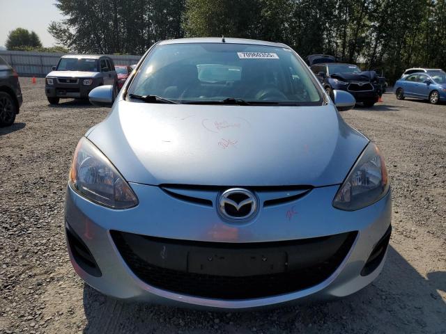 JM1DE1KZ2D0153845 - 2013 MAZDA MAZDA2 Blau Foto 5