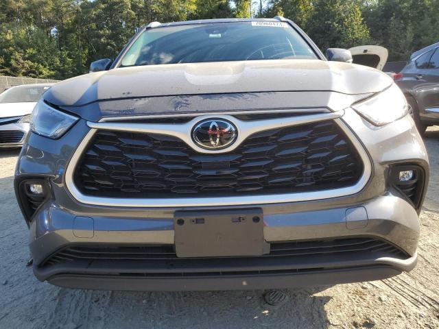 5TDGZRBH5NS591670 - 2022 TOYOTA HIGHLANDER XLE GRAY photo 5