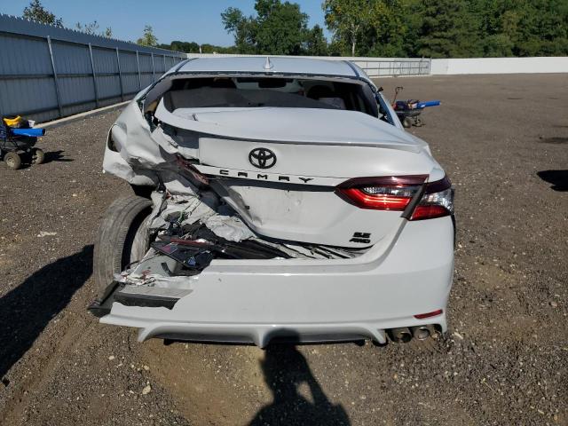 4T1B11HK3KU800008 - 2019 TOYOTA CAMRY L თეთრი ფოტო 6