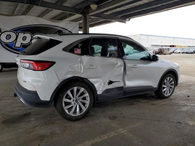 1FMCU9DZ0MUA91831 - 2021 FORD ESCAPE TITANIUM WHITE photo 3