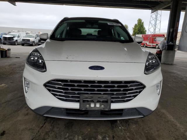 1FMCU9DZ0MUA91831 - 2021 FORD ESCAPE TITANIUM WHITE photo 5